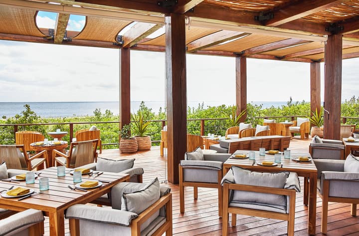 Etéreo, Auberge Collection