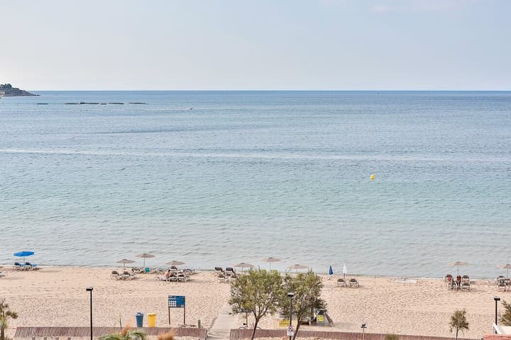 ECO-APARTMENTS LA MARINEDA & HOTEL THALASSA SPORT & SPA