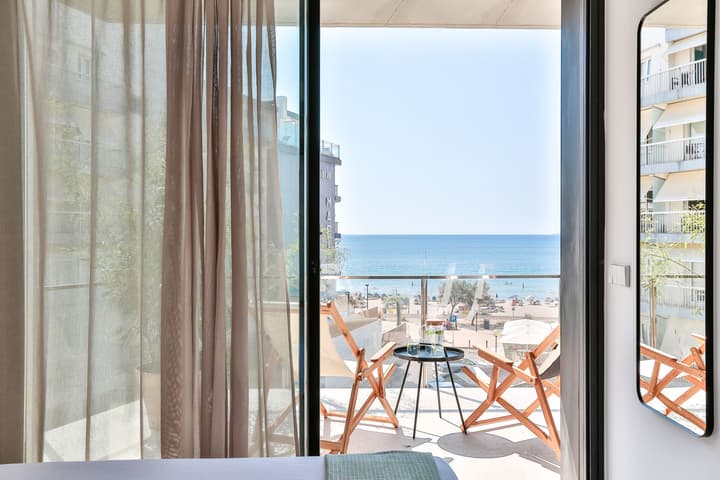 ECO-APARTMENTS LA MARINEDA & HOTEL THALASSA SPORT & SPA