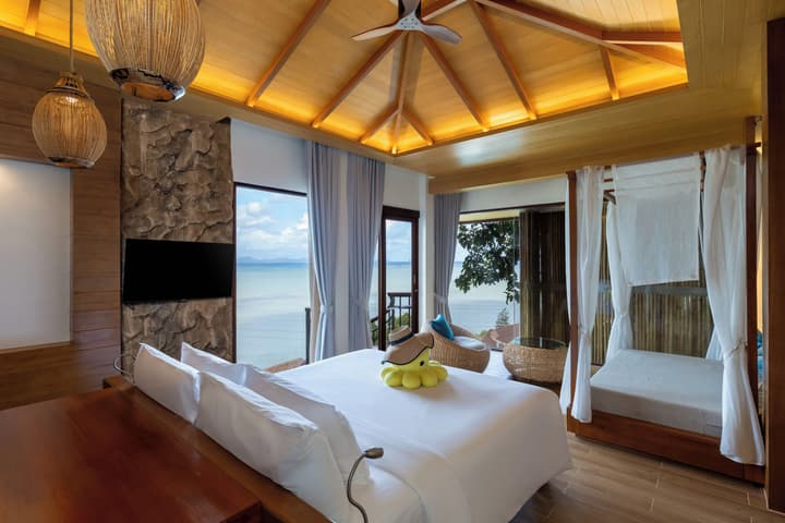 SINAE Phuket Luxury Hotel