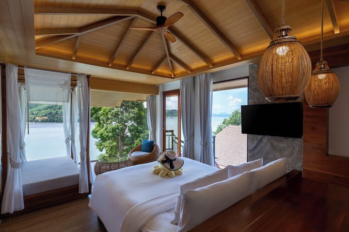 SINAE Phuket Luxury Hotel