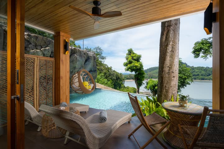 SINAE Phuket Luxury Hotel