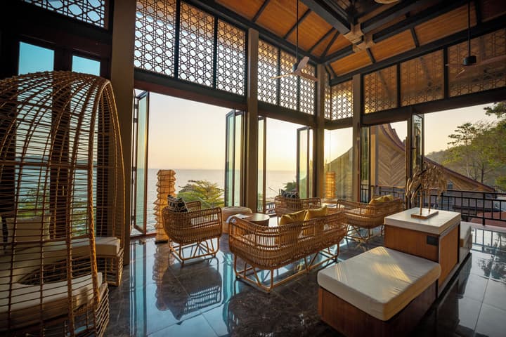 SINAE Phuket Luxury Hotel