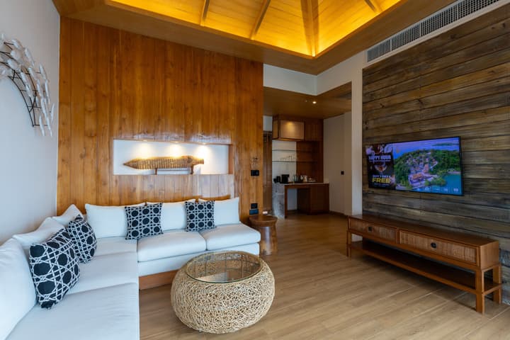SINAE Phuket Luxury Hotel