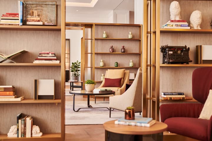 ANDAZ PRAGUE, BY HYATT