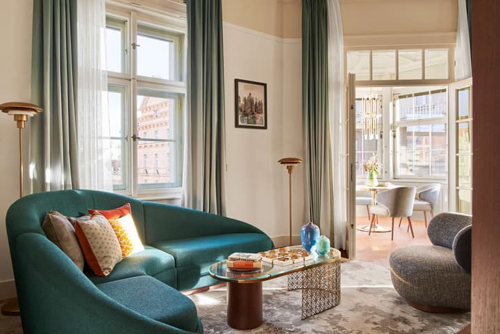 ANDAZ PRAGUE, BY HYATT