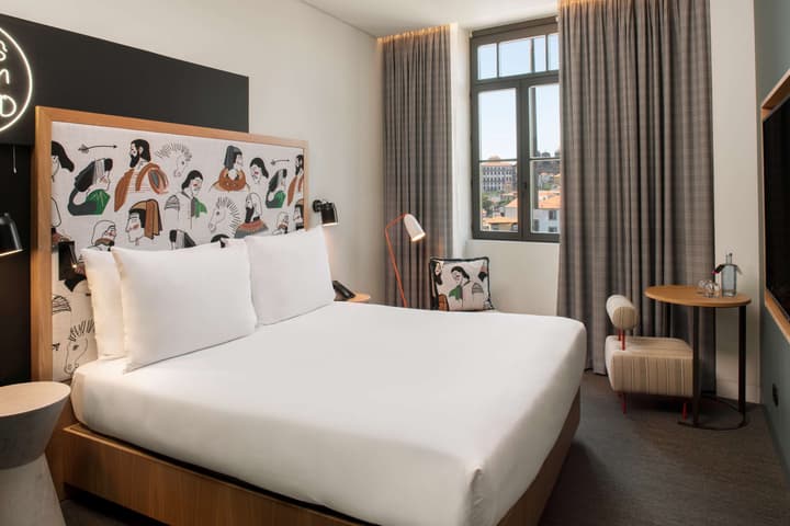 Se Catedral Hotel Porto, Tapestry Collection By Hilton