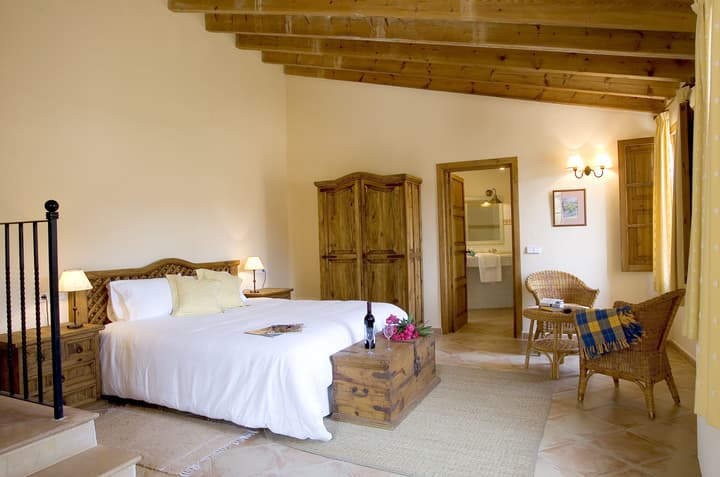 Nou Dalt Muntanya Rural Hotel