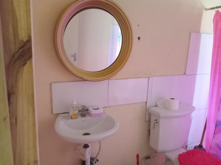 Lovely 1-bed Cottage in St Catherine