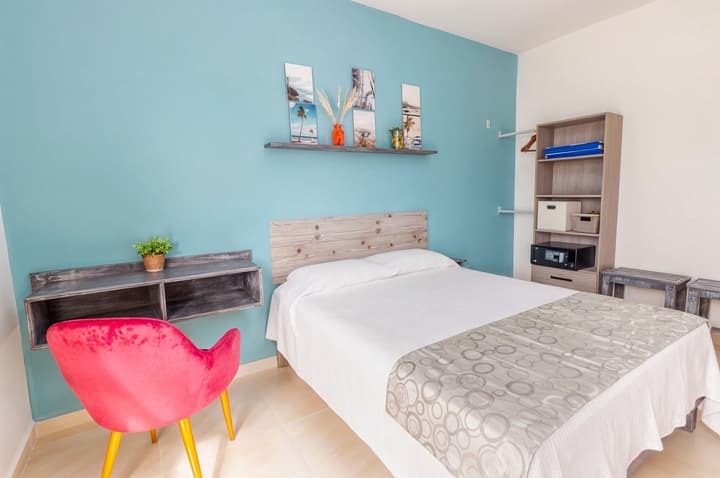 Bright & Relaxing Full Apartment