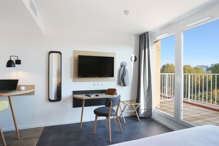 Appart Hotel Odalys City Centre Compans Caffarelli
