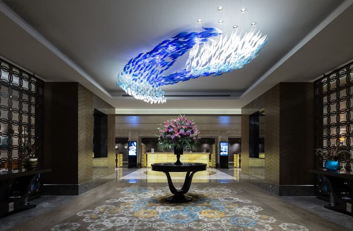 Windsor Hotel & Convention Center