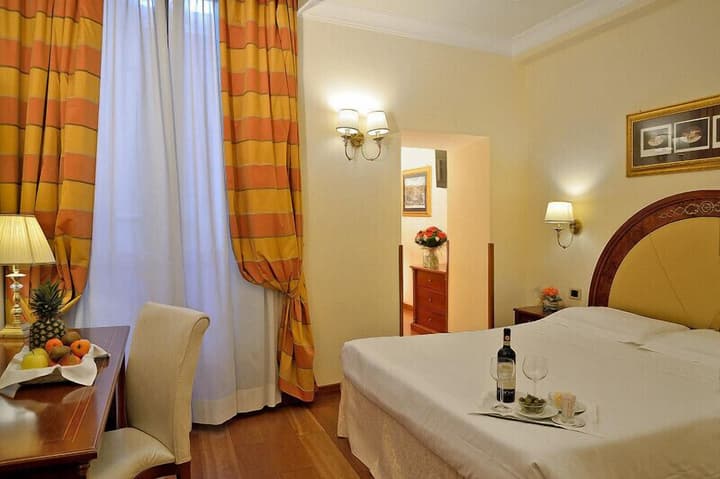 Hotel Homs