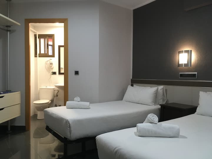 Hostal Levante