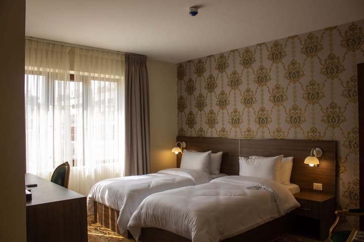 Khan Khediwe Hotel