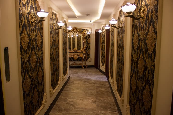 Khan Khediwe Hotel