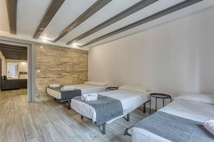 Hostal Bedmates