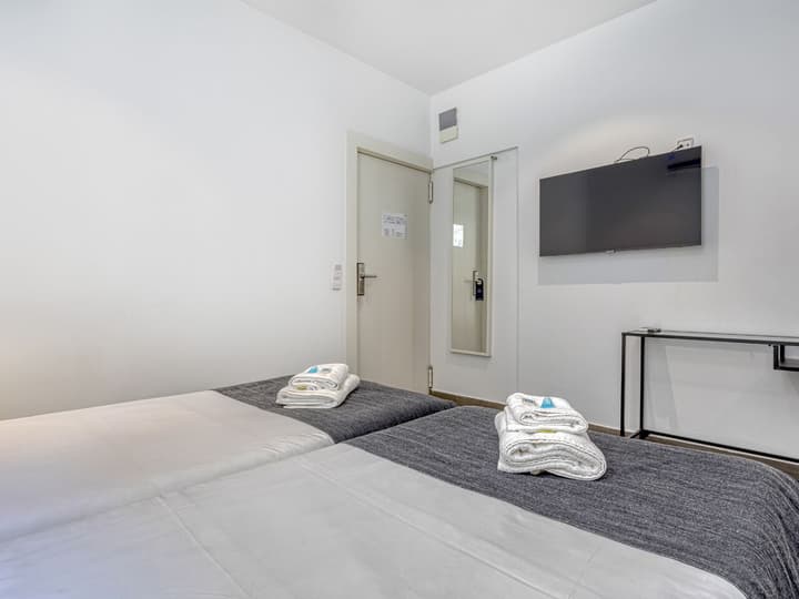 Hostal Bedmates