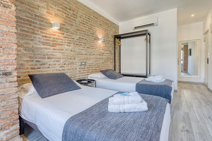 Hostal Bedmates