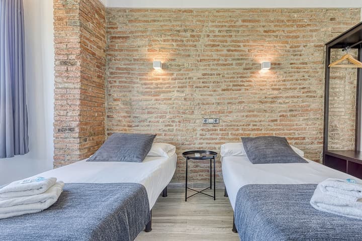 Hostal Bedmates