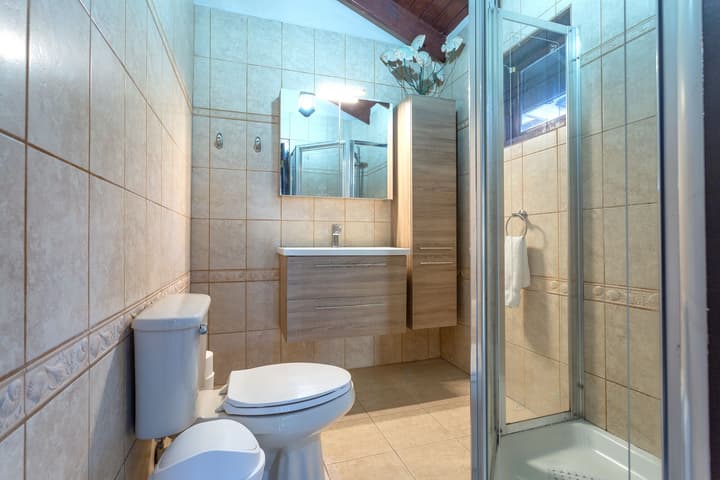 Apartment With Charming Patio+ BBQ Near Beach! Util's