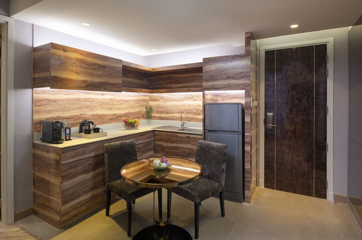 Aira Bangkok Sukhumvit 11 by Kingston Hotels