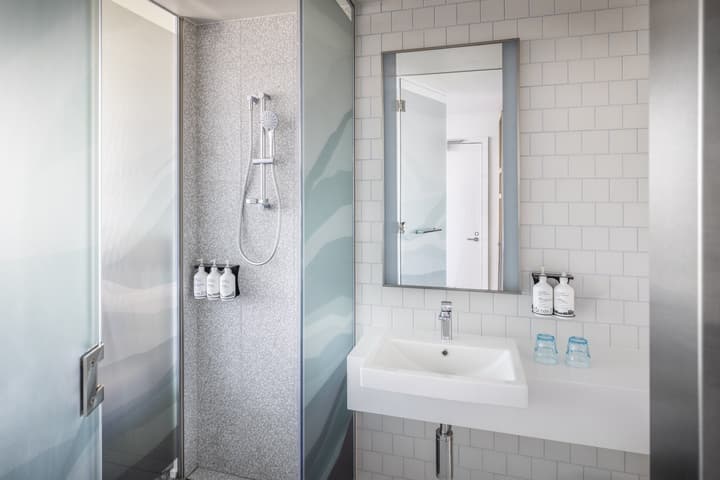 Holiday Inn Express Auckland City Centre by IHG