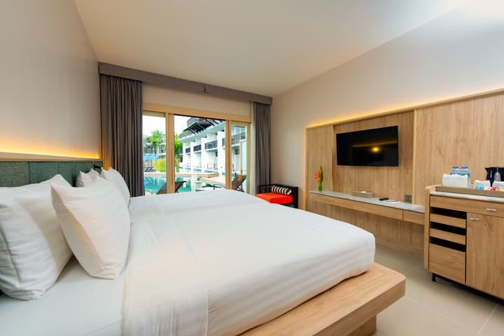 Holiday Ao Nang Beach Resort Krabi