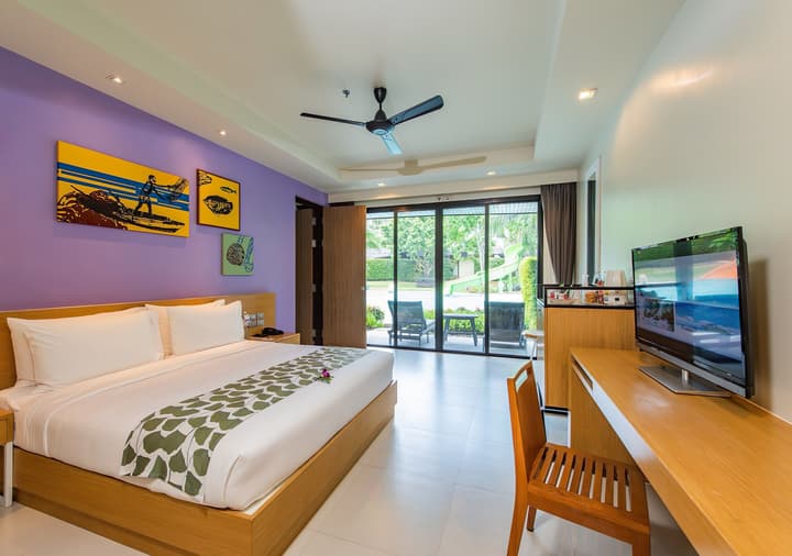 Holiday Ao Nang Beach Resort Krabi