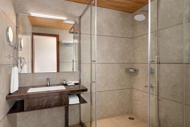Howard Johnson by Wyndham Udaipur Roop Nagar