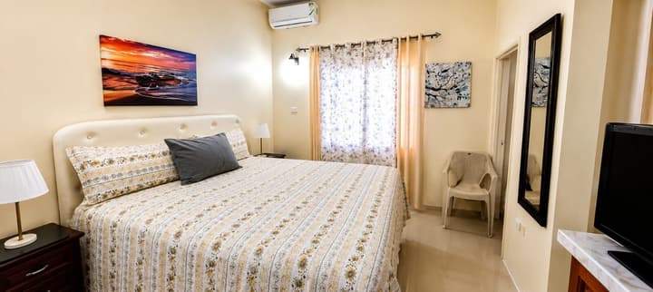 Dela de-Rose Guest House negril Jamaica