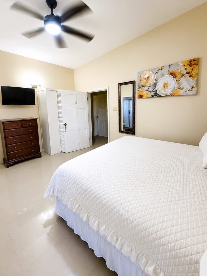 Dela de-Rose Guest House negril Jamaica