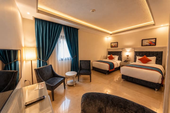 Petra Canyon Hotel