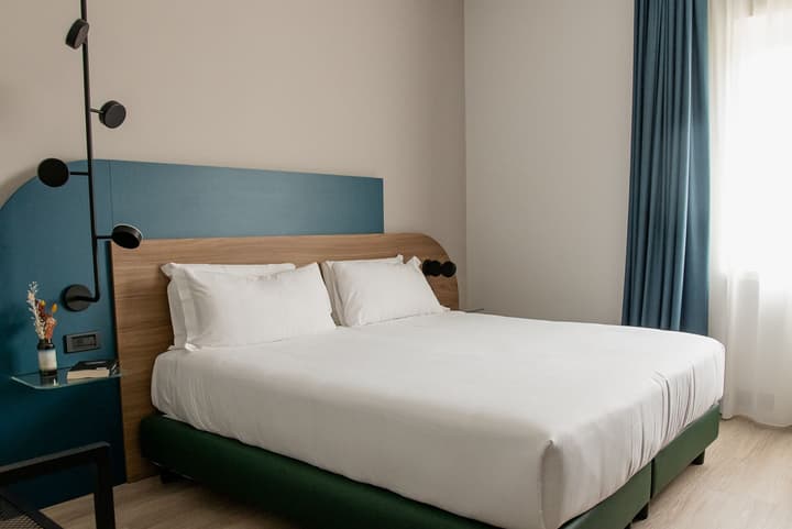 BELSTAY ROMA AURELIA