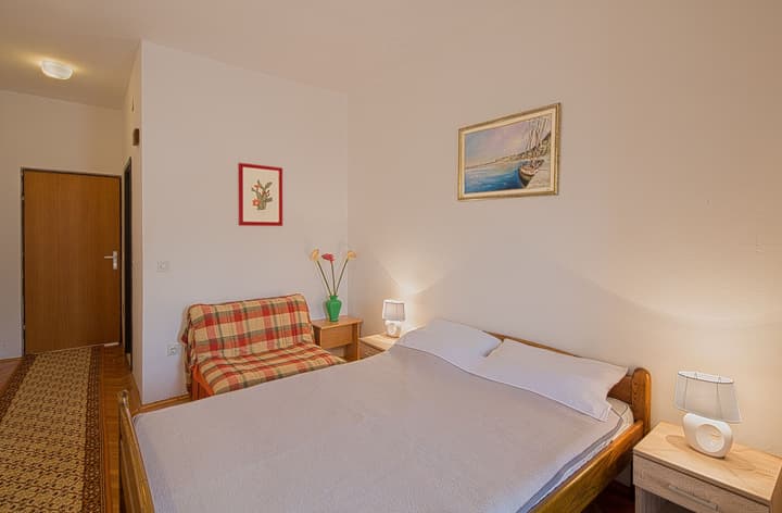 Madra rooms & apartments