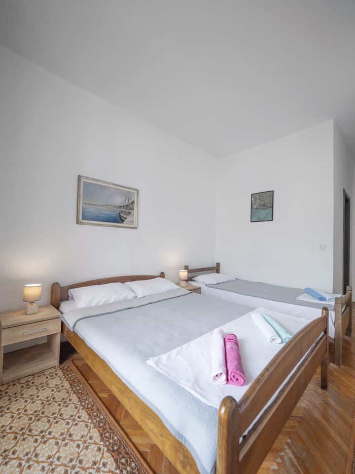 Madra rooms & apartments