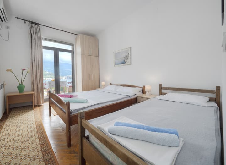Madra rooms & apartments