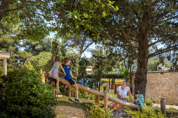 Valamar Amicor Resort