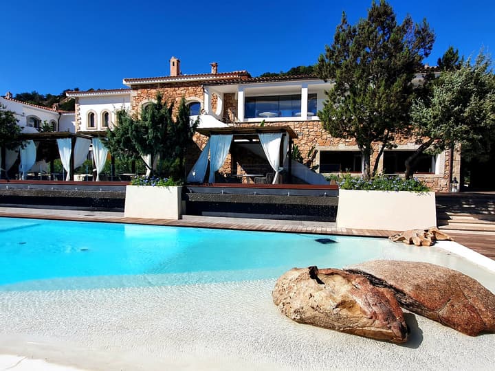 Hotel Delle Rose a Luxury Boutique Hotel