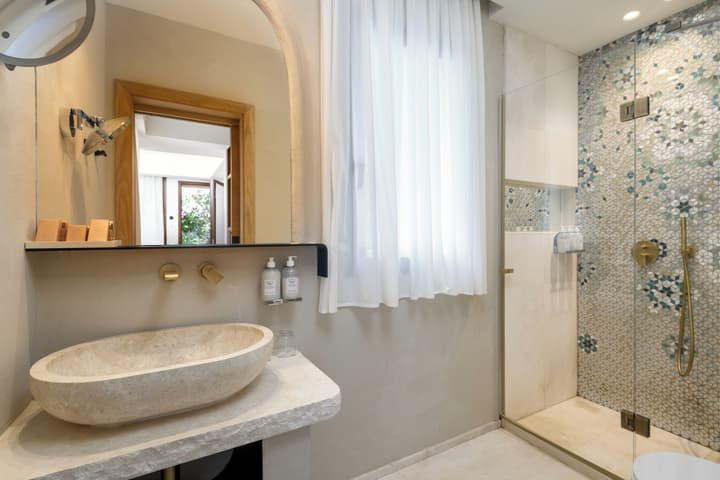 Hotel Delle Rose a Luxury Boutique Hotel