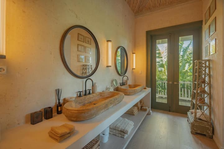 One-of-a-kind Villa With Open Spaces and Amazing Views in Luxury Beach Resort
