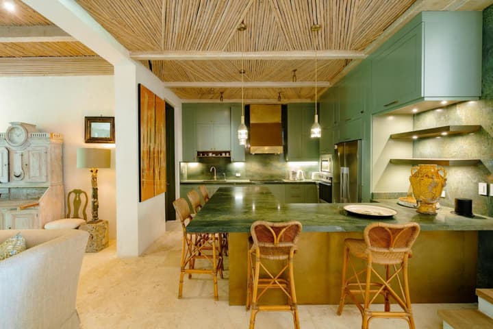 One-of-a-kind Villa With Open Spaces and Amazing Views in Luxury Beach Resort