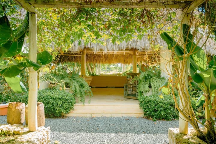 One-of-a-kind Villa With Open Spaces and Amazing Views in Luxury Beach Resort