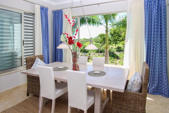 Fully Equipped Apartment Overlooking Golf Course at Luxury Beach Resort