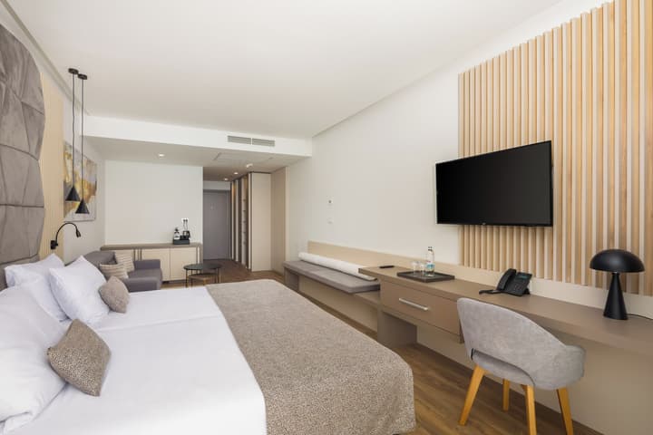 Aminess Laurel Khalani Hotel
