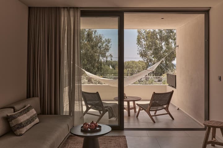 Theros All Suite Hotel - Adults Only