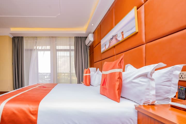 M Apartments & Hotel