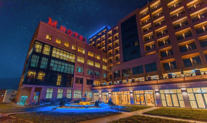 M Apartments & Hotel