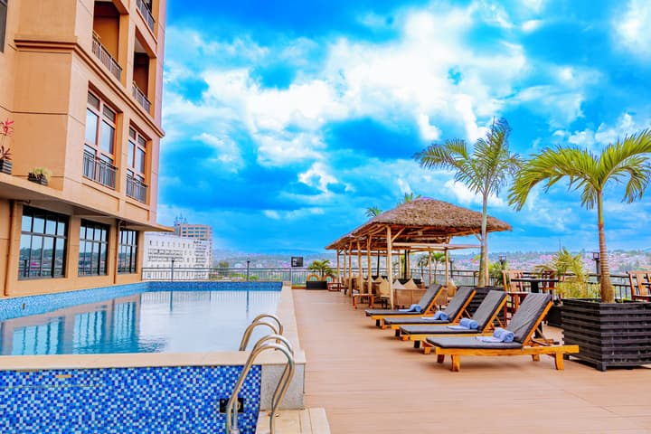 M Apartments & Hotel