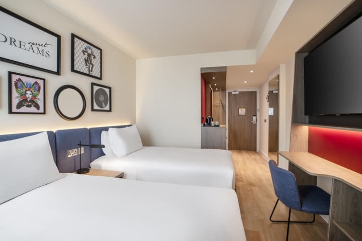 Hampton by Hilton Bath City
